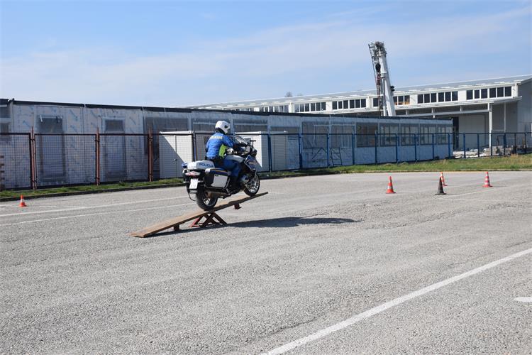 Slika /Novi direktorij/Motoristi-slike 4.JPG